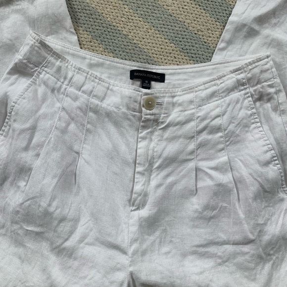 Banana Republic Wide Leg Linen Pants - Subtle Pleats - Picture 5 of 8